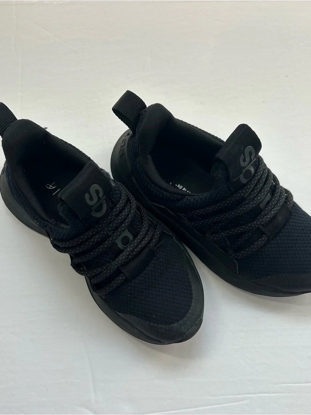 Girls 11 adidas Kids Black Slip-On Mesh Athletic Sneakers